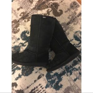 Black Emu/Ugg boots